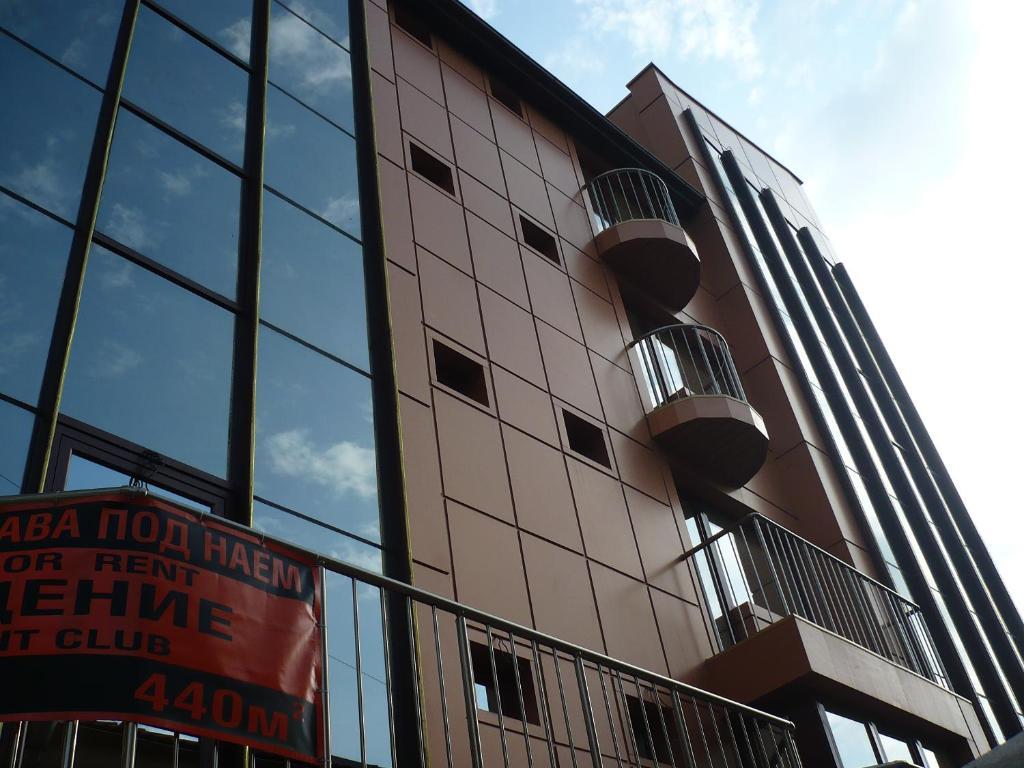 Citius Hotel فارنا المظهر الخارجي الصورة